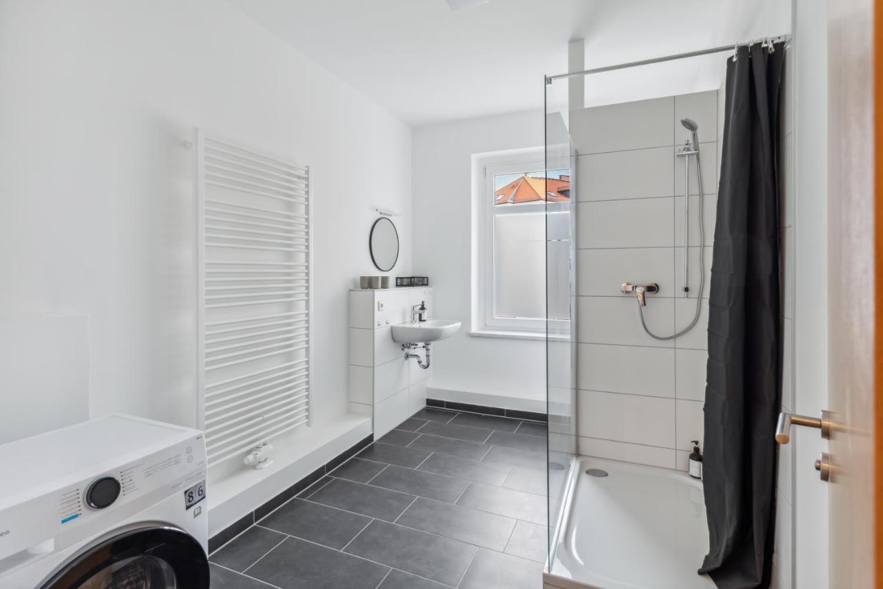 Salihomes/Max Apartment/5Pax/Modern Eingerichtet/Voll Ausgestattet Kueche มาร์ครันชเตด ภายนอก รูปภาพ